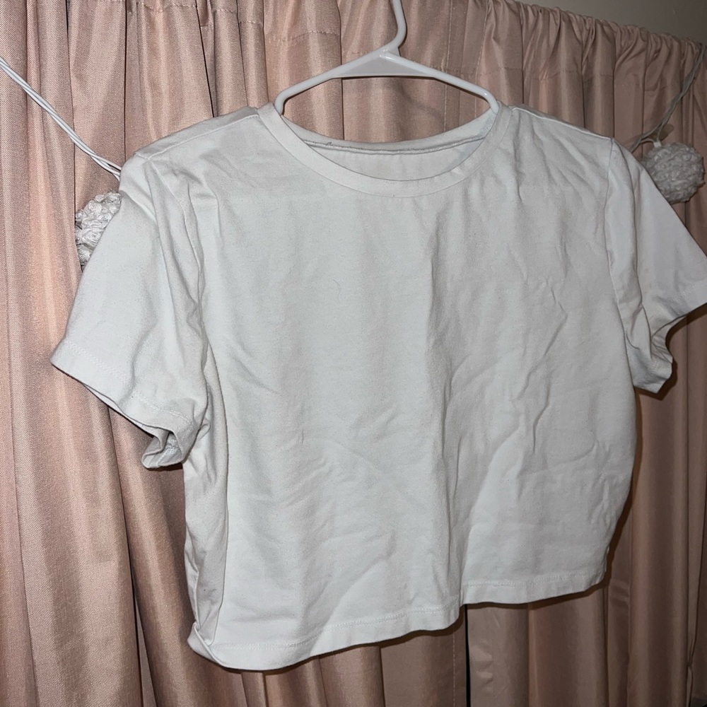 Fitted Cropped White Tee